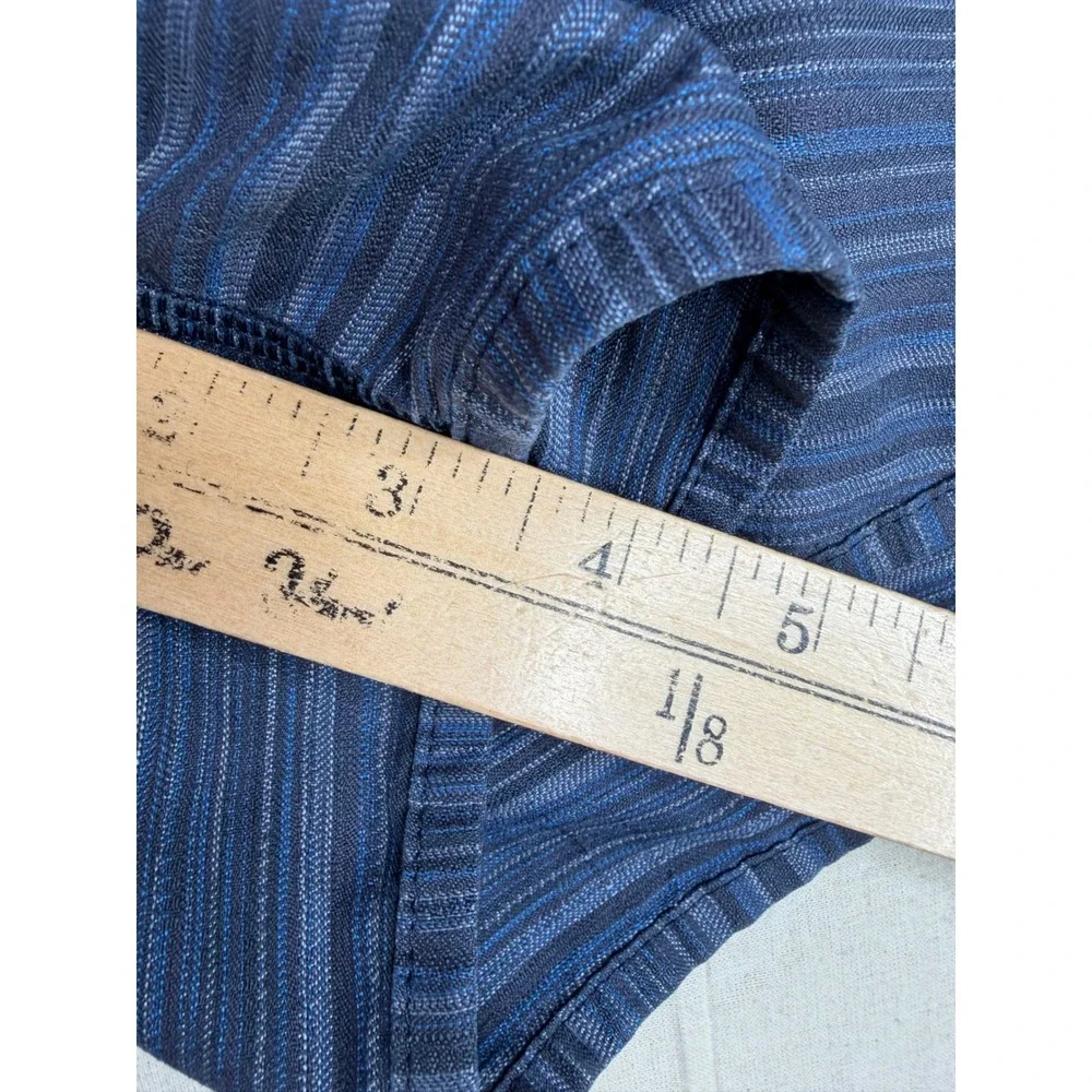 Lululemon Women's Tracker Shorts II size 8 Space Cadet Blue